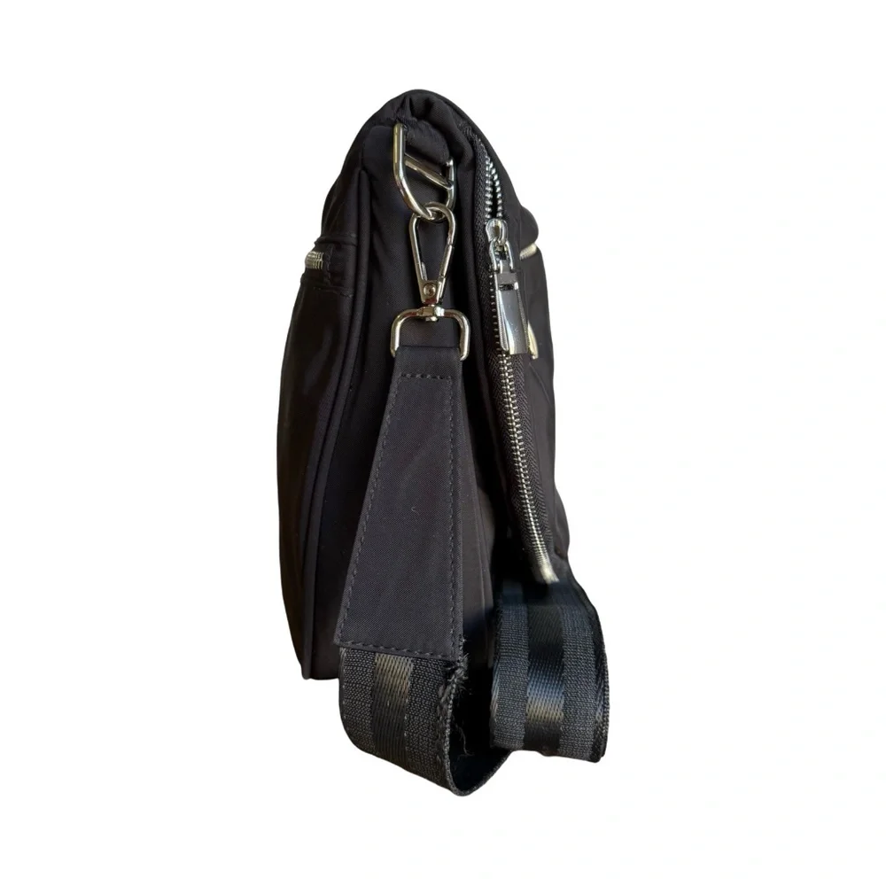 House of Harlow 1960 Nicole Richie Black Nylon Crossbody Shoulder Bag